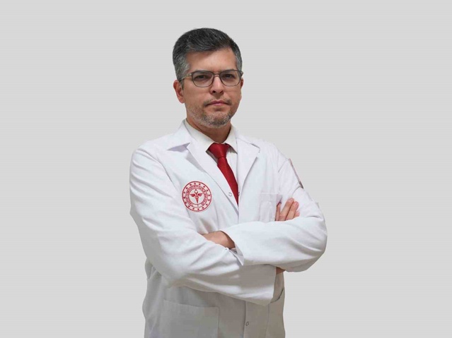 Bilecik'te göz polikliniğinde Doç. Dr. Sabaner hasta kabul etmeye başladı