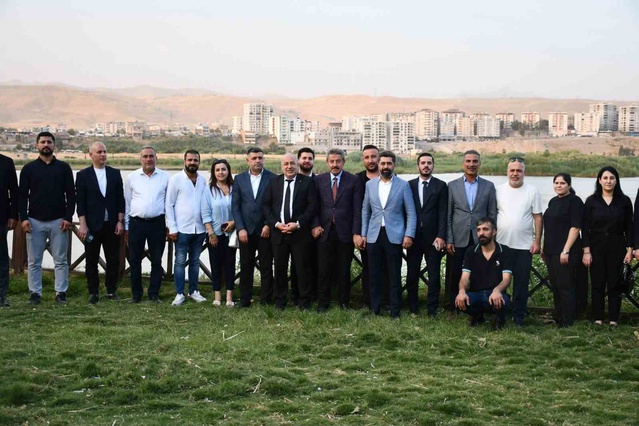 Tatar Cizre'de: Türk ile Kürt kardeştir, huzura sahip çıkalım