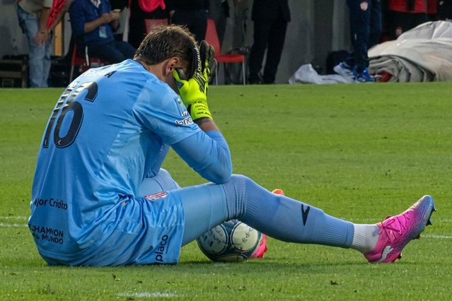 Kendisini yere bırakan Fernando Muslera sevenlerini korkuttu