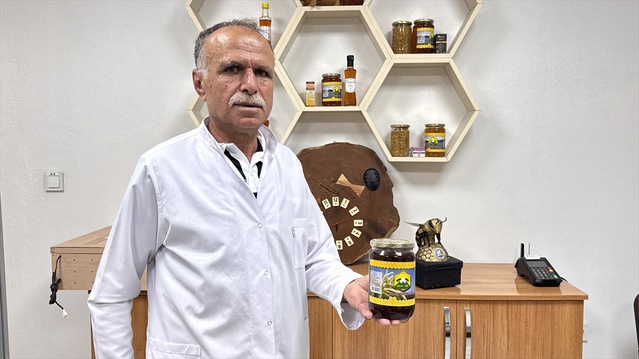 Artvin'de arıcılar bekledikleri verimi alamadı, bal üretimi 700 tondan 300 tona düştü