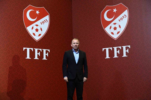 Sergen Yalçın, halkın milli takımın peşinden tekrar koşmasını hedefliyor
