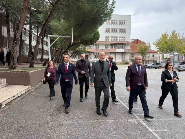 Balıkesir'de Şakar başkanlığında 20 ilçeyle maarif arşivi toplantısı yapıldı