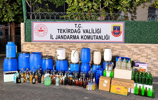 Tekirdağ Malkara'da 1 ton 120 litre sahte şarap ele geçirildi, 1 kişi gözaltına alındı