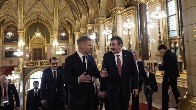 Cevdet Yılmaz, Budapeşte'de Magyar ile enerji ve savunma iş birliğini görüştü