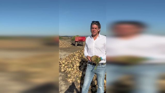 Solakoğlu çiftçinin zararını dile getirip Tarım Bakanı'na derhal istifa çağrısı yaptı