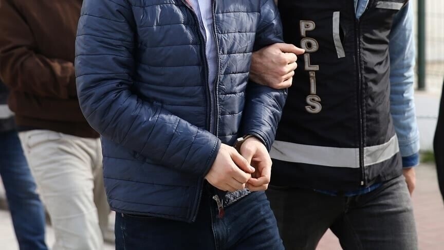 İstanbul merkezli 3 ilde FETÖ'nün güncel yapılanmasına yönelik operasyonda 10 şüpheli yakalandı