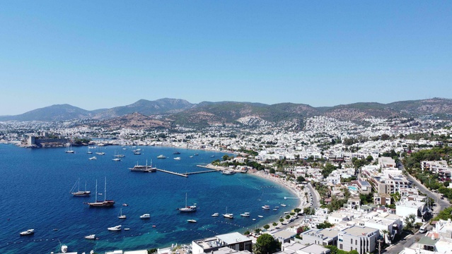 Bodrum'da 9,5 aylık dönemde 993 bin 144 yabancı turist ağırlandı