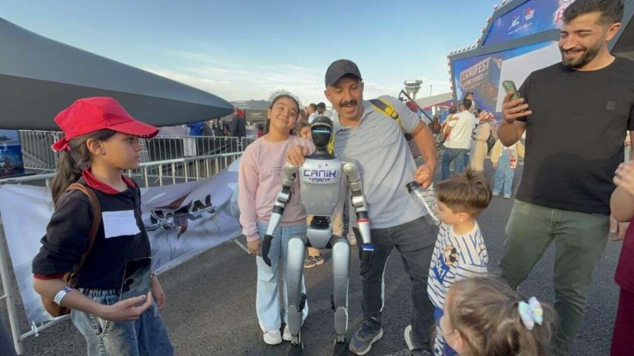 İnsansı robot TEKNOFEST'e damga vurdu