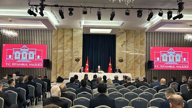 İstanbul Valisi Gül, kurumlardan 2027 yatırım programında tasarruf istedi