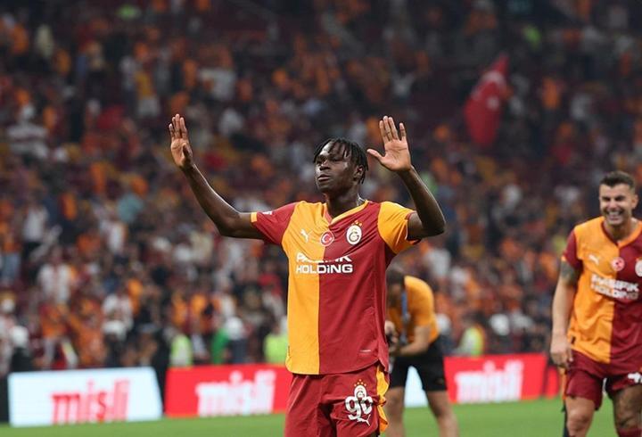 Galatasaray'da derbi öncesi Singo kararı! Teknik heyete iletti