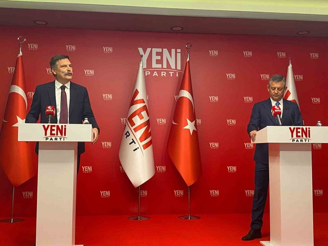 Baş'ın Özgür Özel'e ziyaretinde Özel görevi bırakma sözünü yineledi