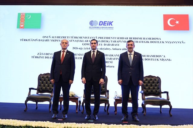 DEİK'ten Türkmenistan Cumhurbaşkanı Berdimuhammedov'a Stratejik Dostluk Nişanı