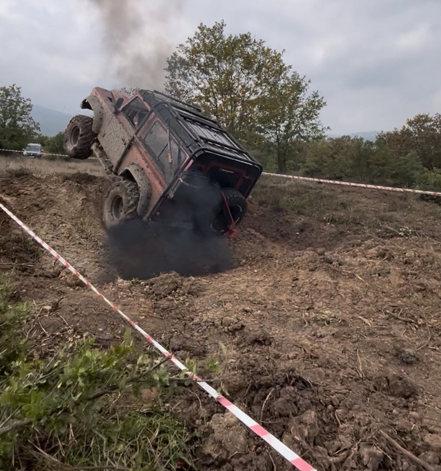Bandırma ve Erdek'i temsil eden Kapıdağ Off-Road Ekibi, Bursa'da iki kupa kazandı