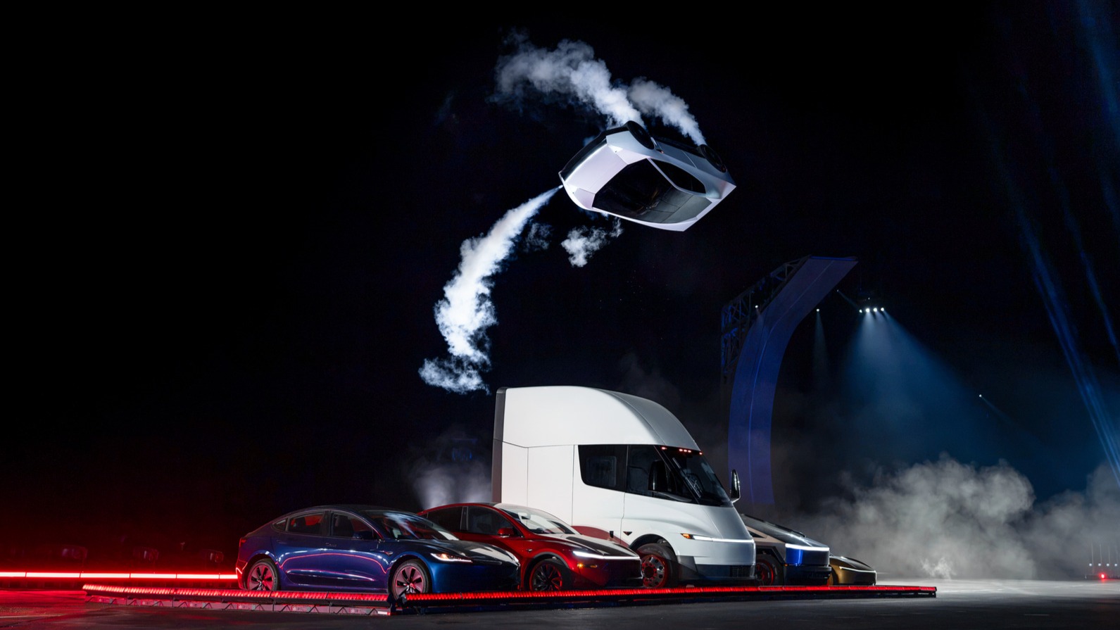 Ferrari CEO'sundan Tesla'ya övgü: Yeni Roadster'a 10 üzerinden 10 verdi