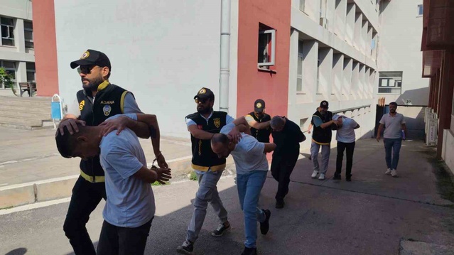 Adana'da kuyumcu cinayeti şüphelisi Kuşadası'nda jet skiyle Sisam'a kaçamadı