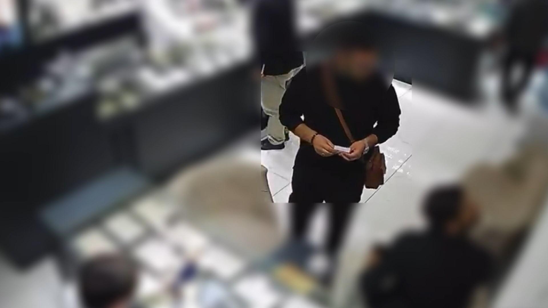Konya'da 1,2 kilo altınla yakalandı: Telefon dolandırıcısına kuyumcuda suçüstü