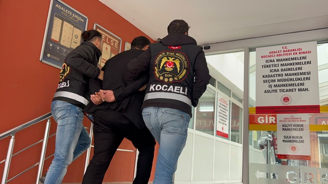 İzmit'te Atatürk'e hakaret videosu paylaştığı iddiasıyla şüpheli adliyeye sevk edildi