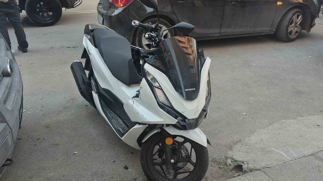 Eskişehir'de otomobile arkadan çarpan motosikletin 16 yaşındaki sürücüsü yaralandı