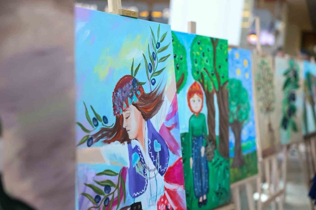 Aliağa'da HABAŞ Bilim ve Sanat Merkezi öğrencilerinin "Zeytinin Kalbi" sergisi açıldı