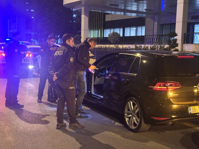 Kayseri'de bıçakla yaralanan kişi Erciyes Üniversitesi'nde tedavi altına alındı