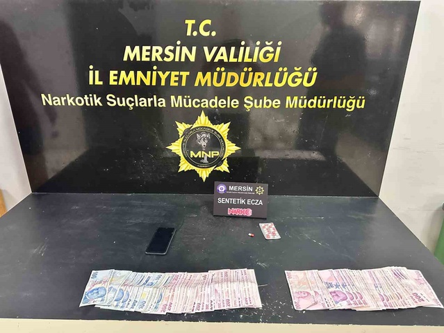 Mersin'de jandarma ve polisin düzenlediği operasyonlarda 5 şüpheli tutuklandı