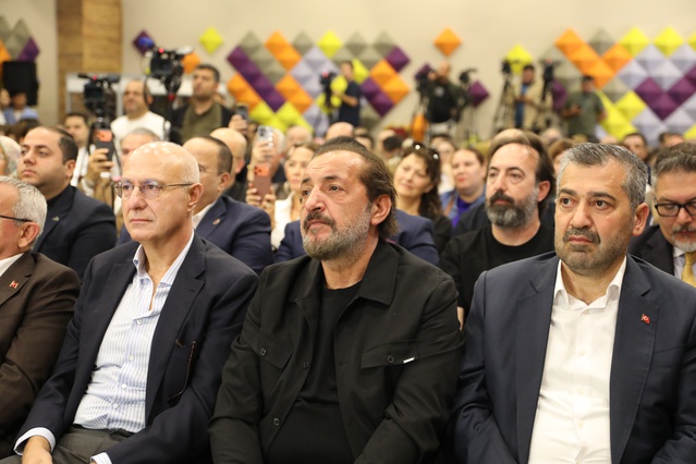 GastroAntep'te Yalçınkaya, Gaziantep'in baklava ve katmerin dışına çıktığını söyledi