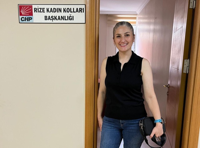 CHP Rize İl yönetiminde Zahide Beyhan'ın da bulunduğu 7 kişi görevinden istifa etti