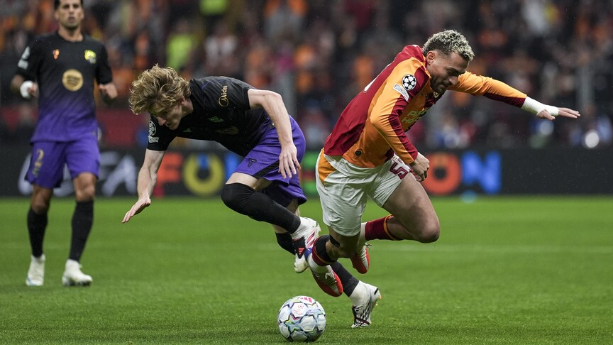 Barcelona'ya 4-1 yenilen Galatasaray, "Devler Ligi"nde puanla tanışamadı