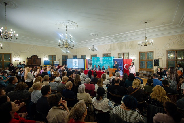 YEE, Bükreş'te Türk ve Tatar toplumunun 700 yılı aşan tarihini anlattı