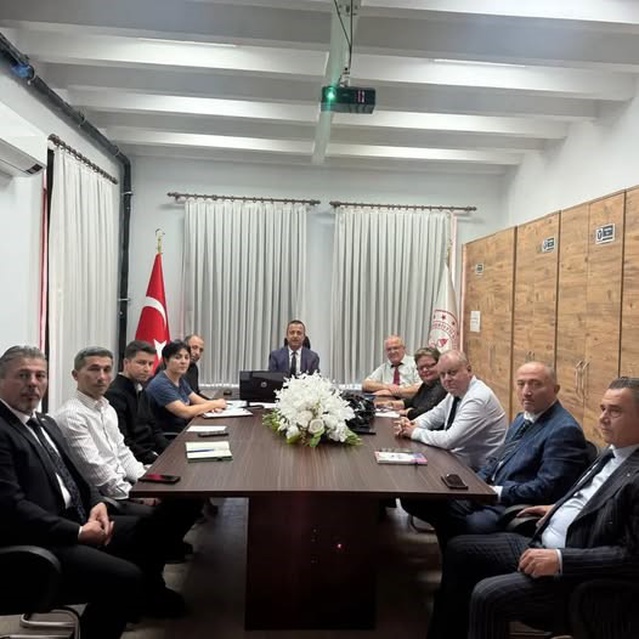 Aydın Yenipazar'da OYSS uygulayacak okul müdürleri toplantıda bir araya geldi