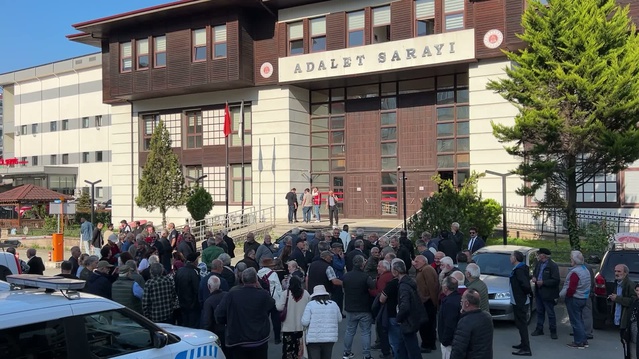 Savcı, Fındıklı Belediye Başkanı Çervatoğlu'na beraat, araç engellemeye ceza istedi