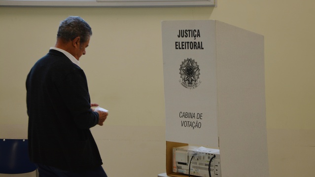 Brezilya sandıkta: Lula, Bolsonaro karşısında yüzde 51,38 ile önde
