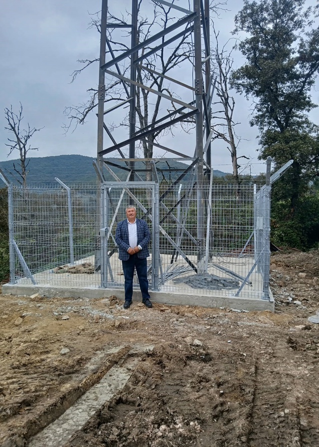 Samsun Kavak Çukurbük'te 30 yıllık cep ve internet sorununa baz istasyonu kuruldu