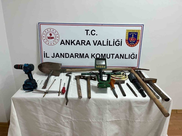 Ankara Jandarma Komutanlığı kaçak malzeme operasyonunda 11 kişiye adli işlem başlattı