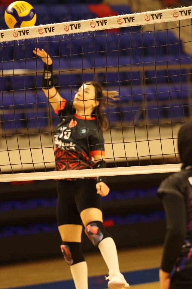 Kamu Spor Oyunları'nda kadın voleybolda şampiyonluğu Niğde Valiliği A takımı kazandı