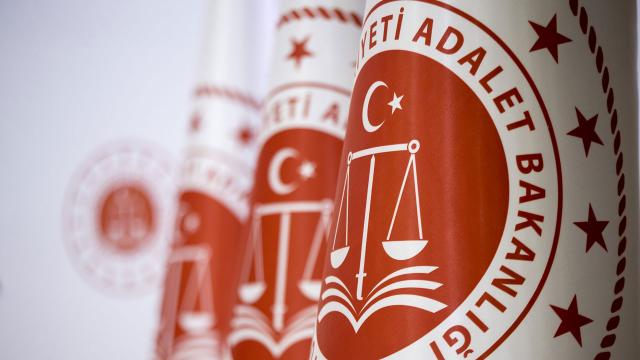 Adalet Bakanlığı, fon soruşturmasına ilişkin bilgilerin sızdırıldığı iddiasını yalanladı