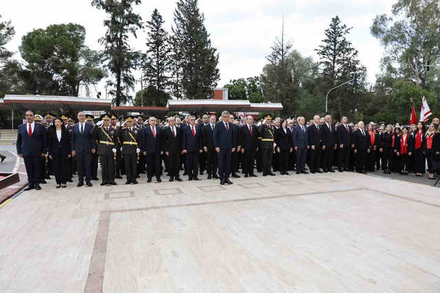 KKTC Cumhurbaşkanı Erhürman Lefkoşa'daki törende 'aydınlık yol' mesajı verdi