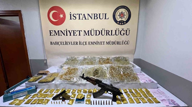 İki şüpheli de 19 yaşında! Evden bunlar çıktı, kalaşnikof bile var