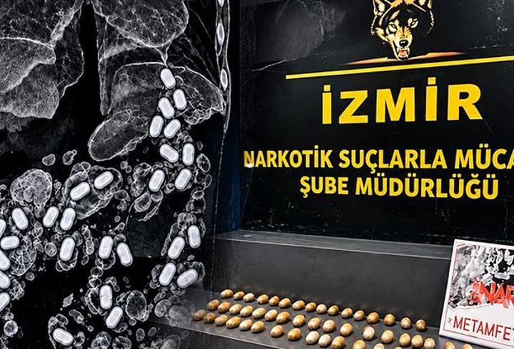 İzmir Havalimanı'nda uyuşturucu operasyonu: Midesinden çıkanlar şoke etti