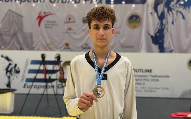 Aydınlı sporcu Emre Özkayalı, Sırbistan'da 57 kiloda Avrupa şampiyonluğuna ulaştı