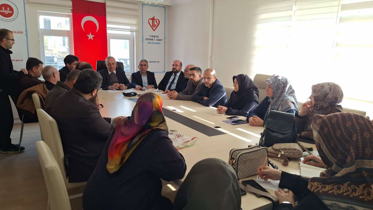 Sincan’da umre yolculuğu öncesi hazırlık toplantısı