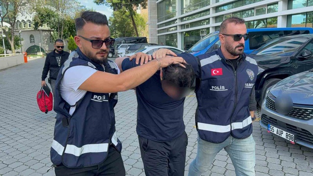 Samsun Atakum'da 5 aydır arandığı öne sürülen hükümlü gardıropta yakalandı