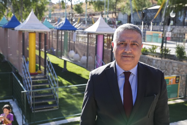 İyilik Var kapsamında İzmir'de çocuklar Macera Seyirtepe Parkı'nda eğlendi