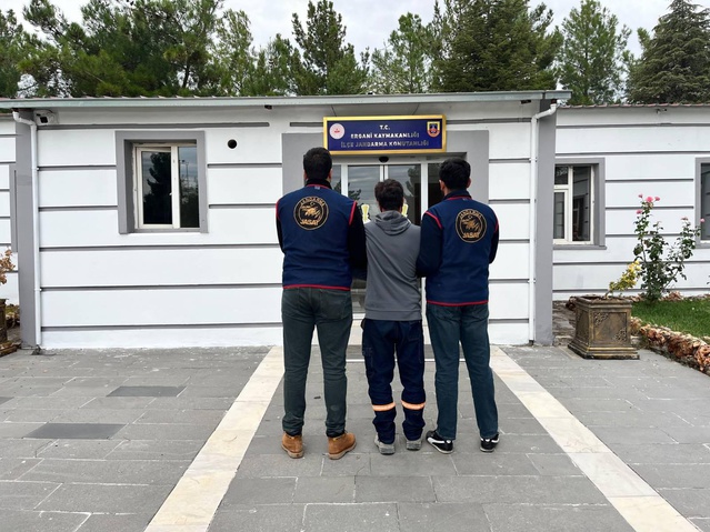 Diyarbakır'da aranan 105 kişi yakalandı, adli makamlara sevk edildi
