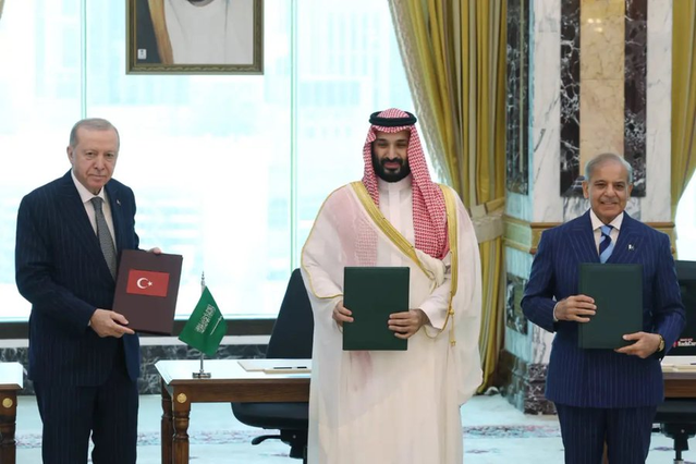YENİ Parti'li Emir, Mekke Anlaşması'nın hesabını TBMM'de soracak