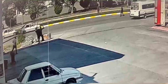 Şanlıurfaspor eski başkan yardımcısı, bıçaklı darp sonrası silahla yaralandı
