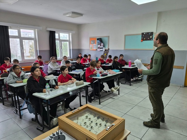 Tekirdağ'da öğrencilere DKMP materyalleriyle biyolojik çeşitlilik eğitimi verildi