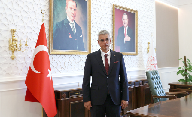 Bakan Memişoğlu, sigara satışında kimlik ibrazı içeren teklifi Meclis'e taşıyor