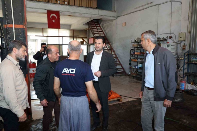 Mersin Tırmıl Sanayi Sitesi'nde sağanak sonrası temizlik başlatıldı
