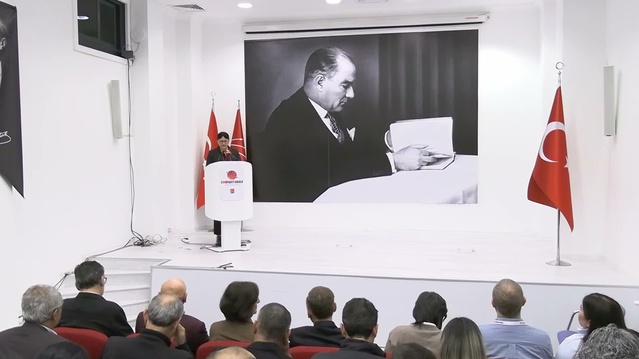 CHP'li Kaya, Parti Okulu eğitiminde 23 şehirden 78 katılımcıya seslendi